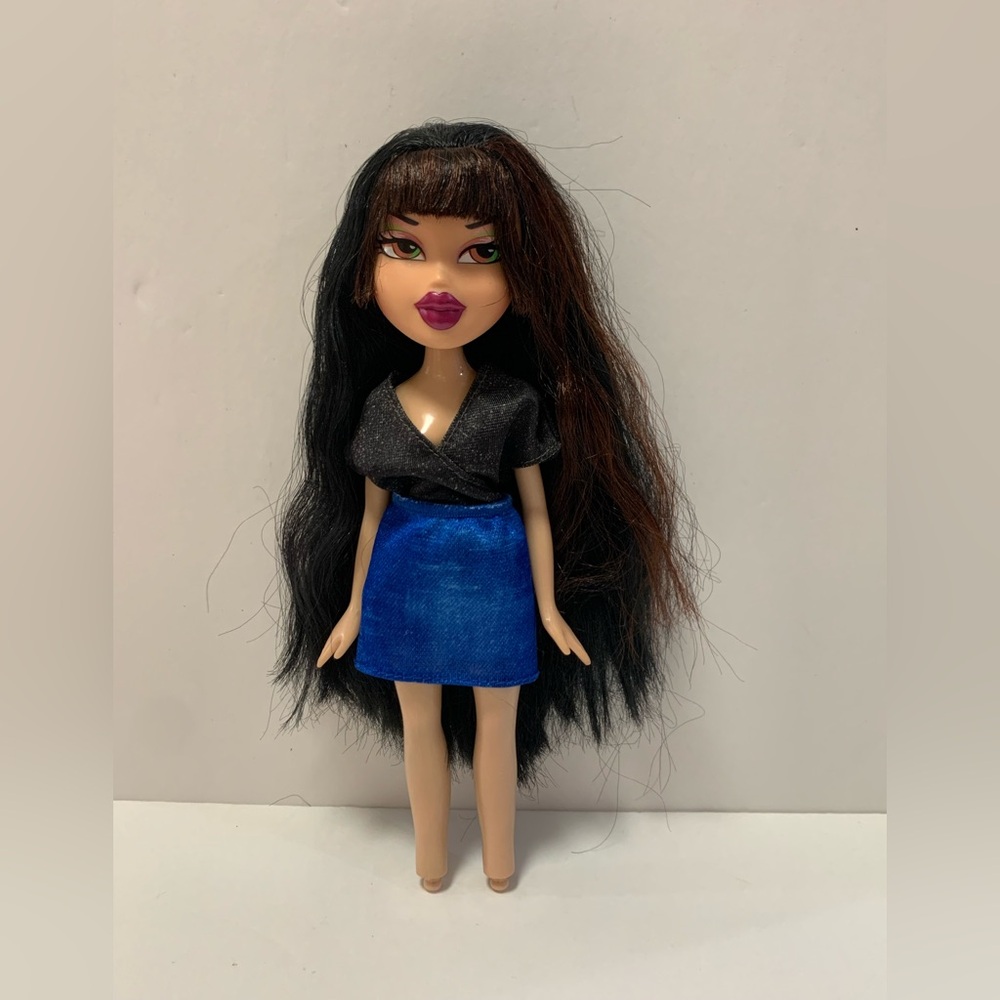 Bratz Fashion Doll